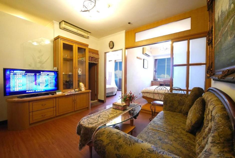 Jia Jia House Apartment Kaohsiung Exterior photo